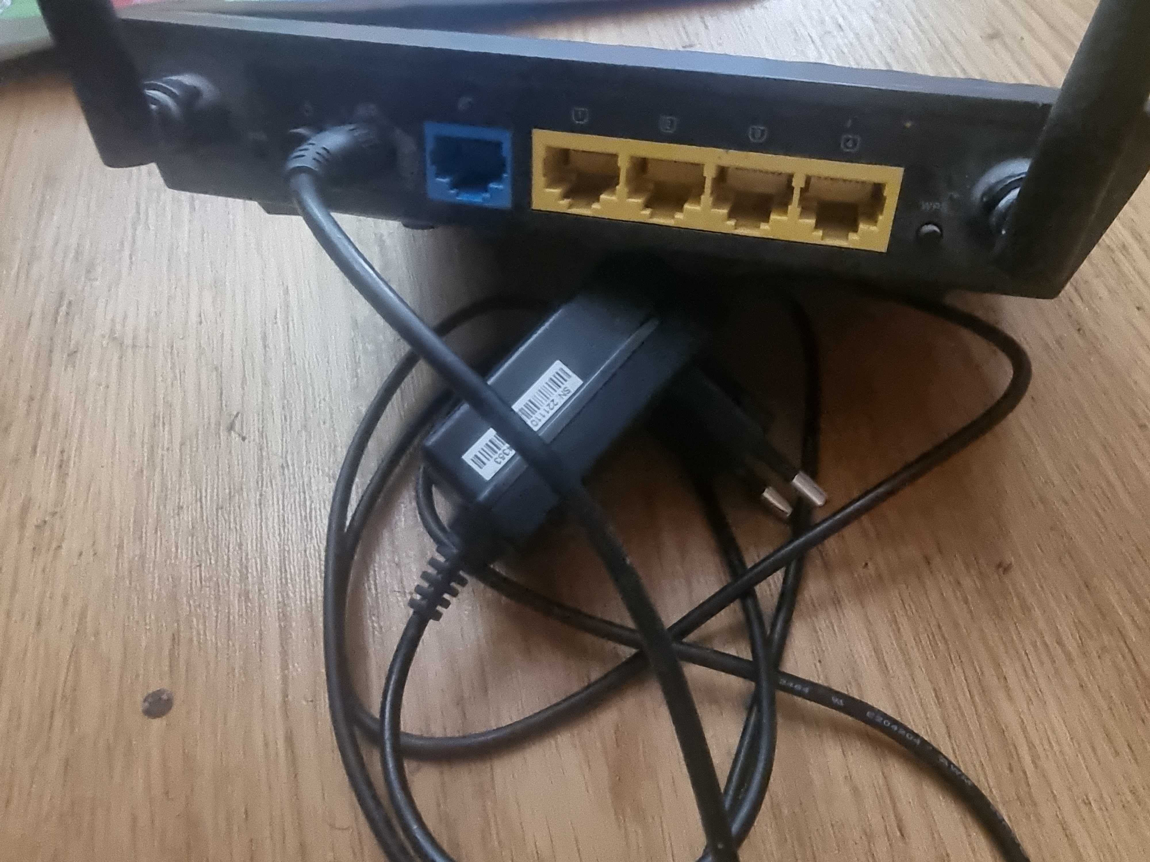 Wi-Fi роутер Asus RT-N12 lx