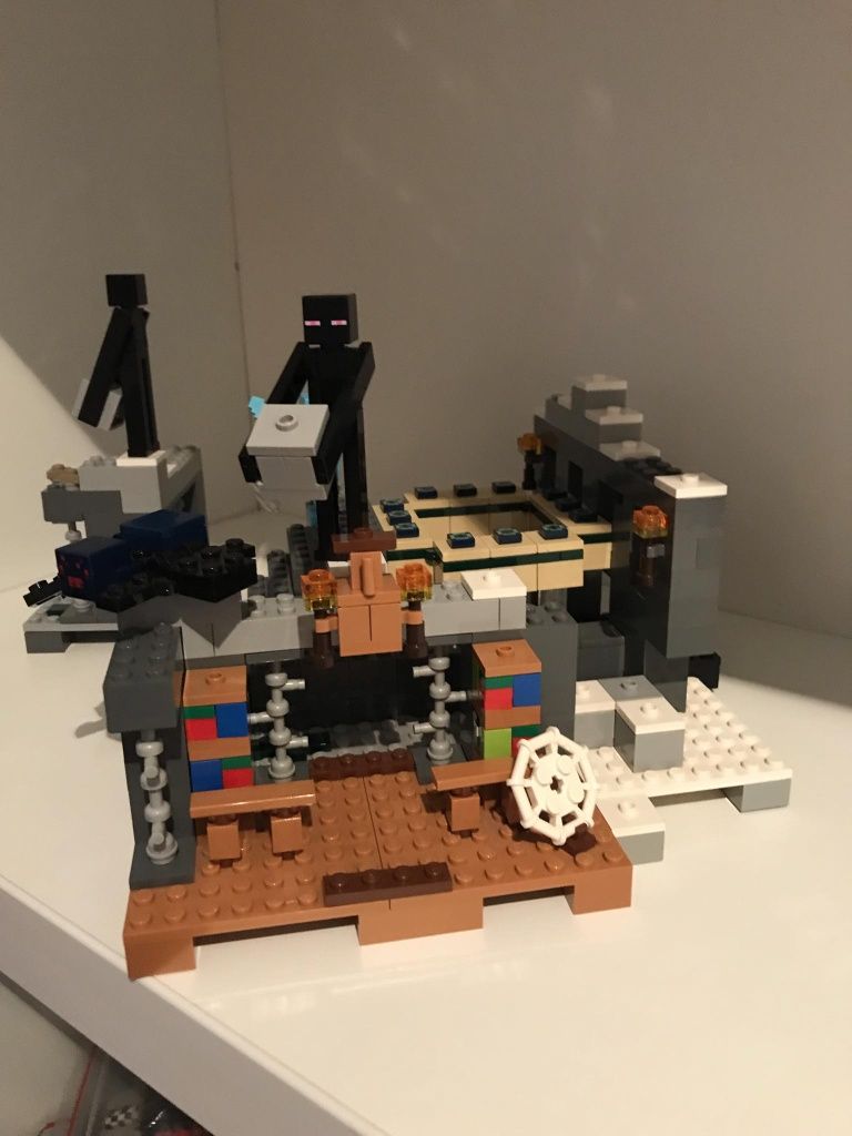 Lego minecraft 21124