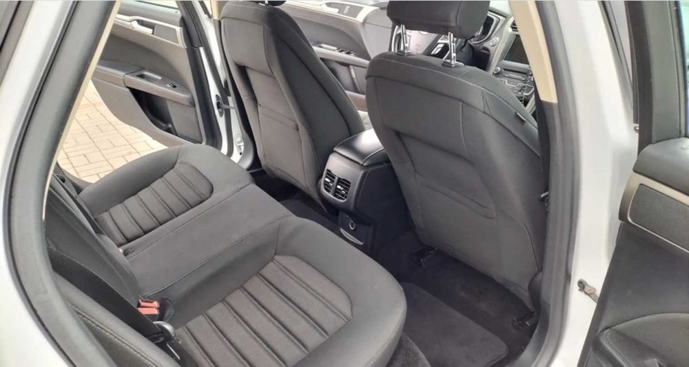 Ford fusion 2018 HEV SE