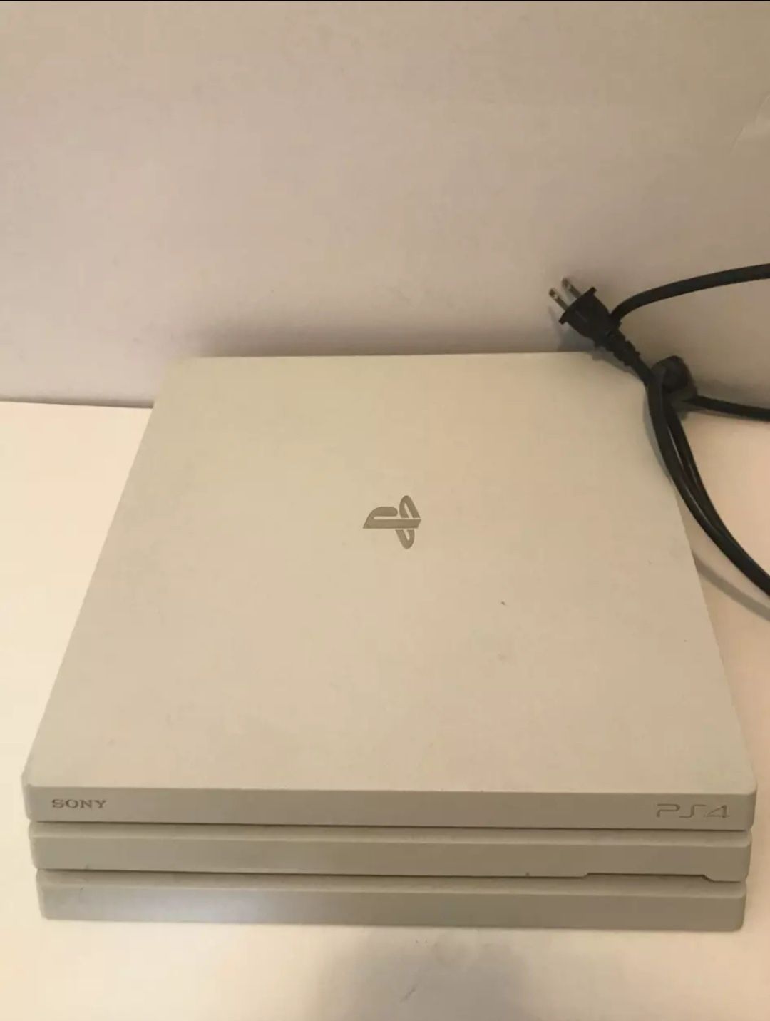 Ps4 pro branca 1tb