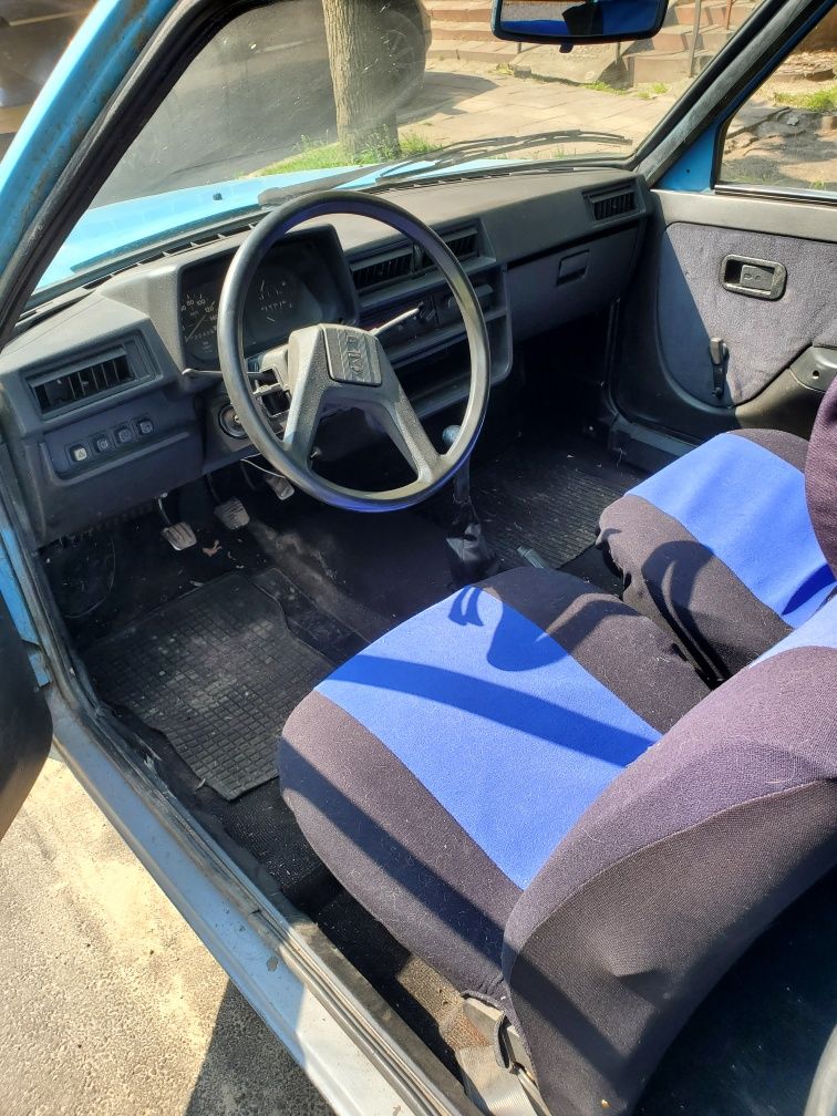 Продається Таврія 1102.