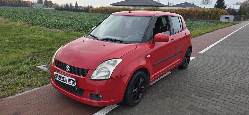 Suzuki Swift 1.3B 2005r, 5 drzwi klima