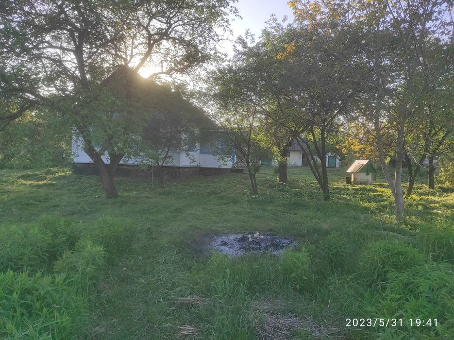 Продам будинок в селі (13км до Острога/22км до Нетішина)