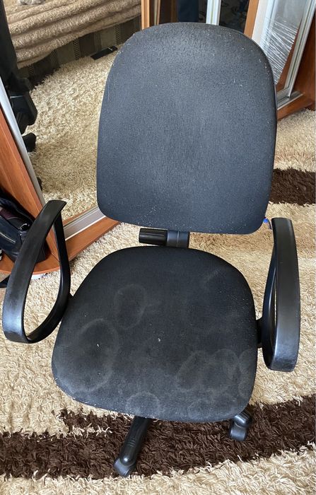 Чохол на стілець