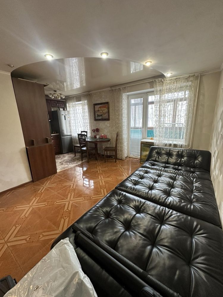 В продажу 3 к к на 3й Слобідській / пр. Центральний