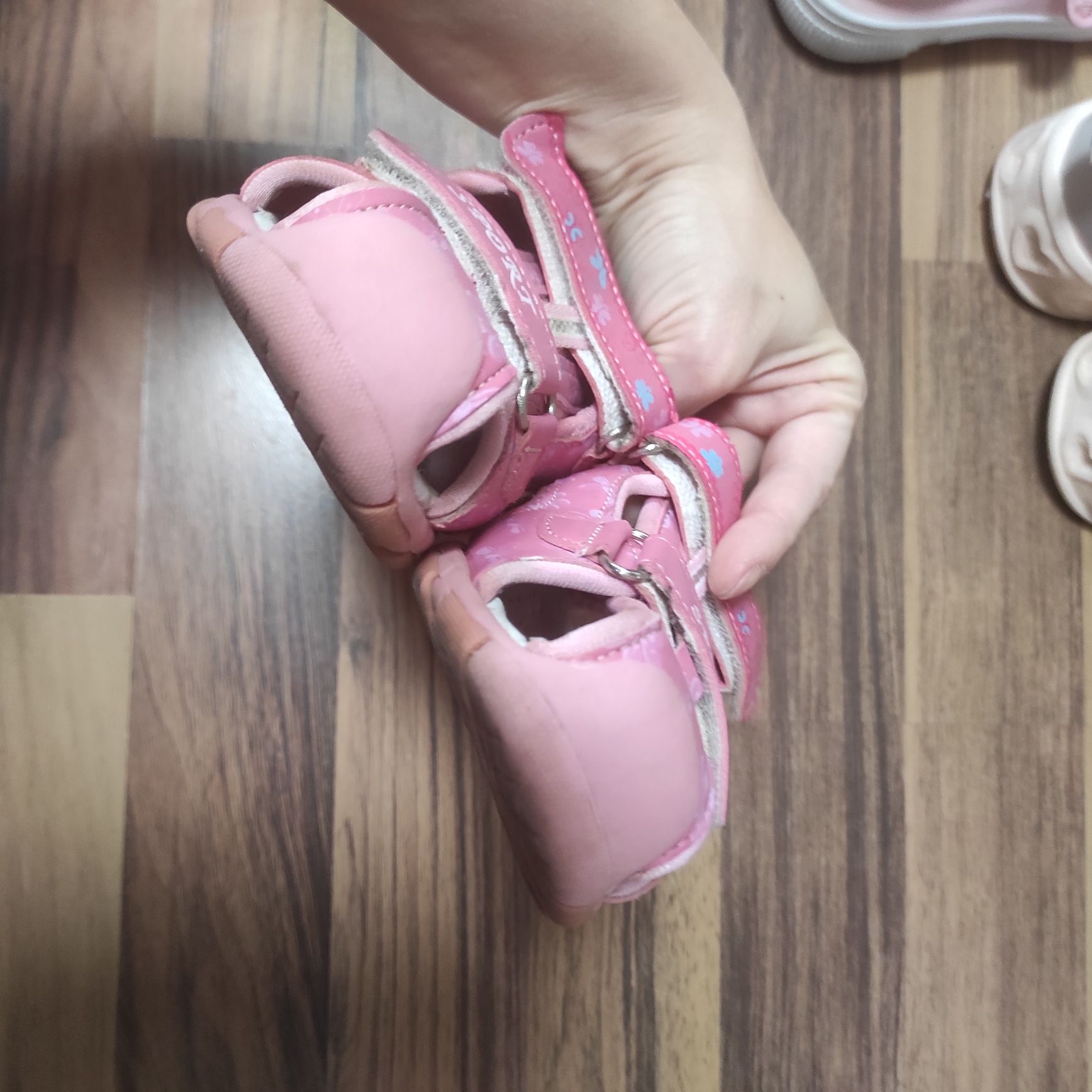 Обувь для девочки кроссовки кеды босоножки