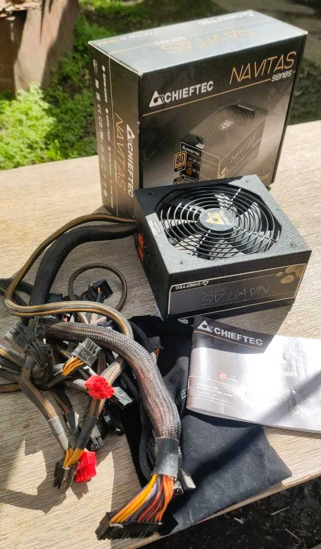 блокживлення 80+ Gold 1КВт 1000 Ват Navitas Chieftec 12B 1000Вт
