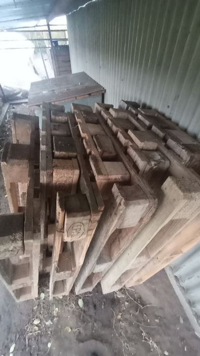 9 europalet za 150zl