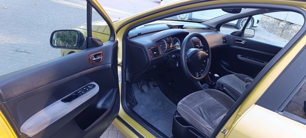 Пежо 307 1.6 газ/бензин в хорошем состоянии