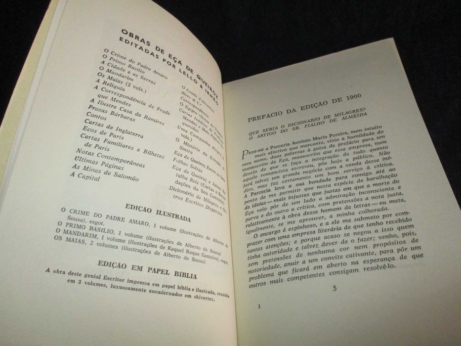 Livro Dicionário de Milagres Eça de Queiroz