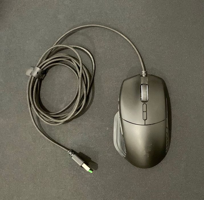 Rato Razer Basilisk - *COMO NOVO*