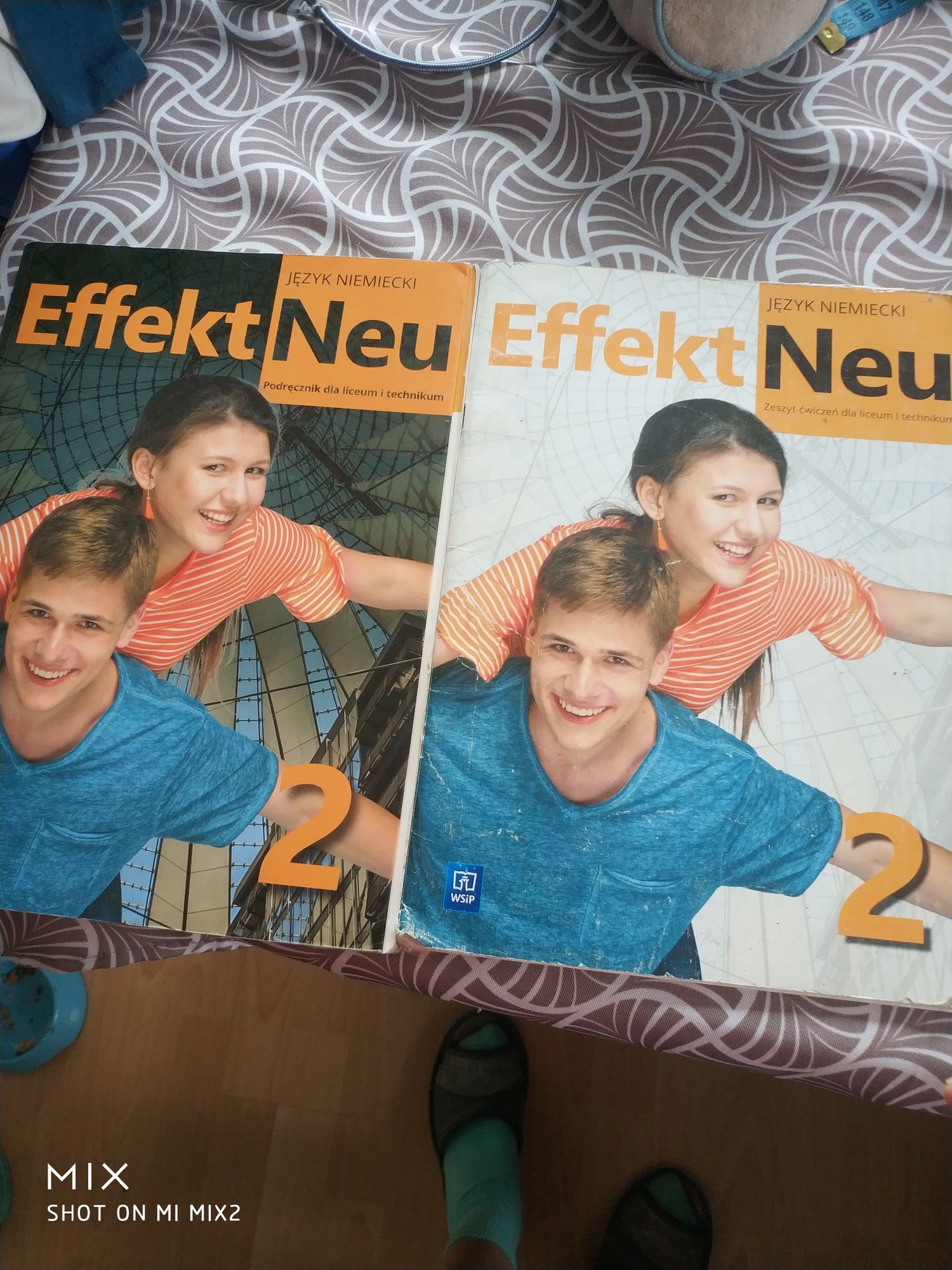 Zestaw podręcznik i ćwiczenia do j. Niemieckiego Effekt neu 2.