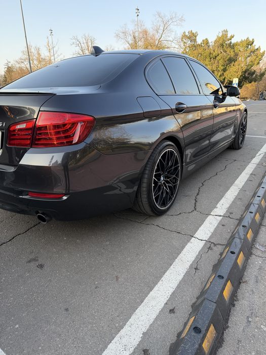 BMW 535l 2013год