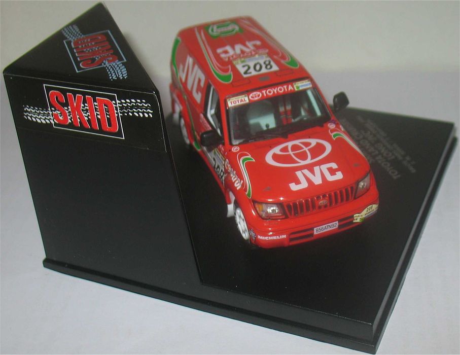 Skid - Toyota Land Cruiser - Dakar 1998 - Josep María Servià