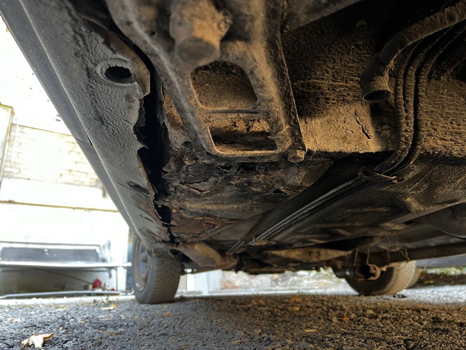 Машина Mercedes w123