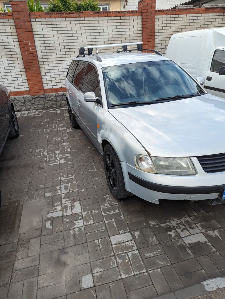 Фольксваген Пассат б5 1.8 бензин 1998 р Volkswagen Passat B5