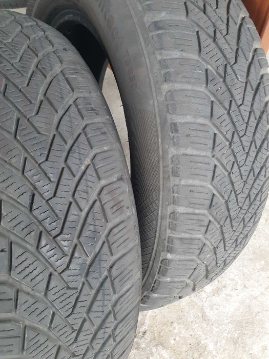 Opony zimowe 185/65/15 4 szt