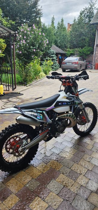 Продам кові 250 2т  стан9.5/10 2025р