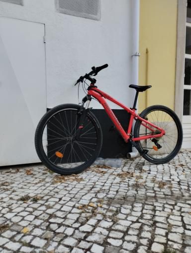 bicicleta nova pronta a andar