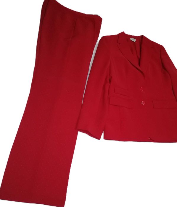 Fato vermelho (senhora)