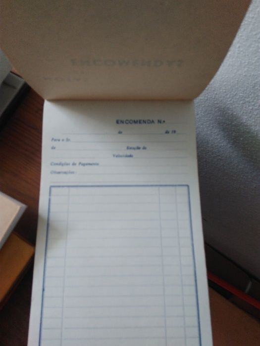 Livro Notas de Encomenda