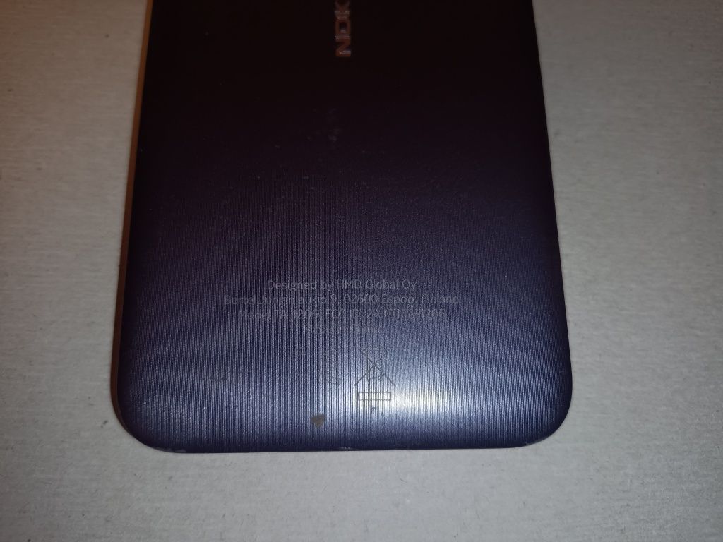 Nokia TA-1206, uszkodzony wyświetlacz, dotyk działa