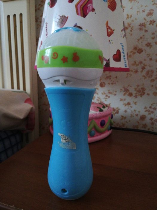 Продаю детский музыкальный микрофон Grow Play