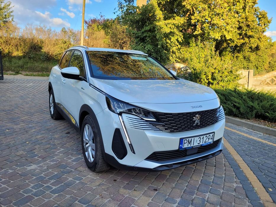 Peugeot 3008 Hybryda PlugIn,  bogate wyposażenie, 43tys.km
