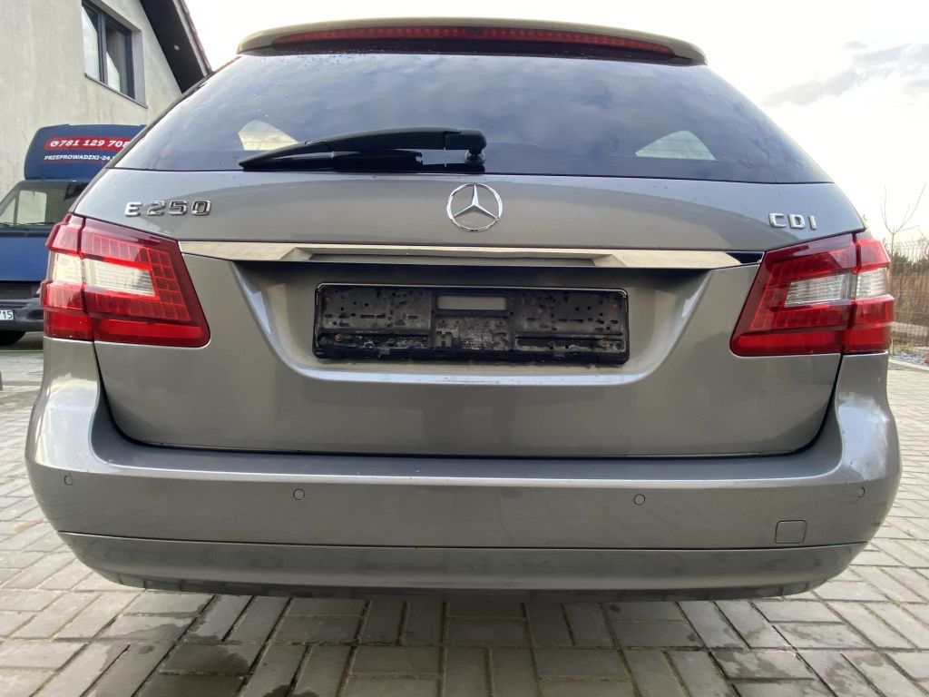 Mercedes E-classe CDI 250 automat  Stan perfekt 204 ps Z Niemiec !