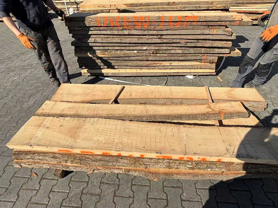 Tarcica dąb czerwony, suchy, nieobrzynany, I klasa 50 mm