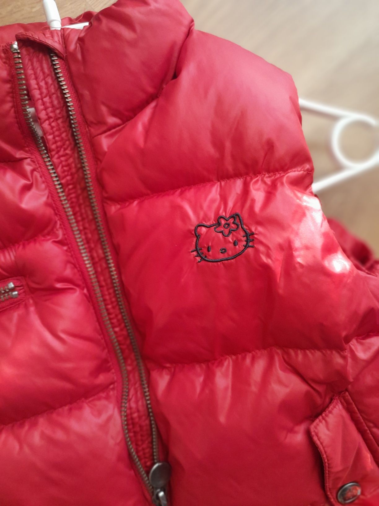 Hello Kitty 122 bezrękawnik 128