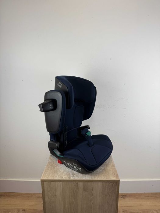 Fotelik samochodowy ROMER Kidfix i-Size 15-36KG