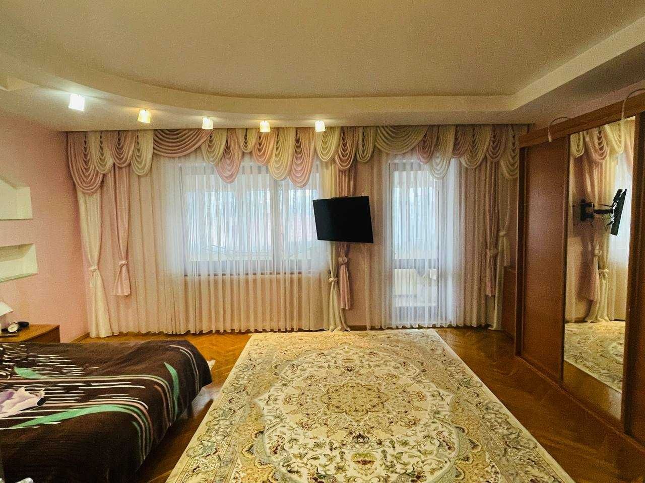 Продам ДОМ пр. Гагарина на ул. Кишеневская район Ботанического сада.