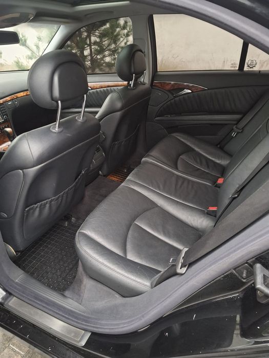 Продам Мерседес 211