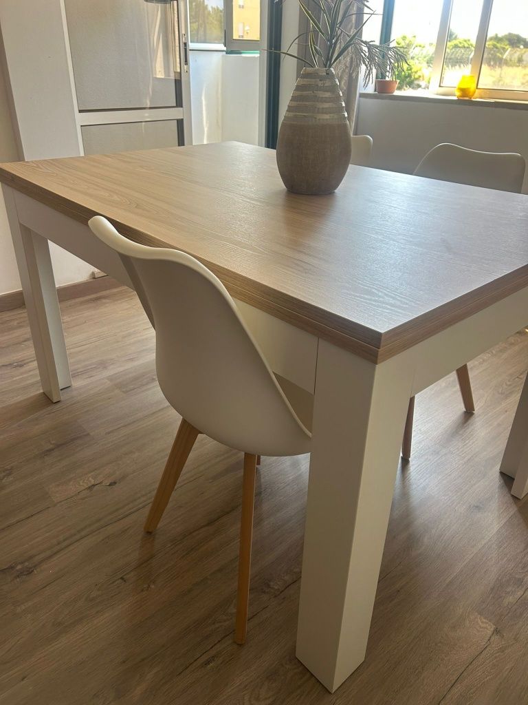 Mesa para sala de jantar