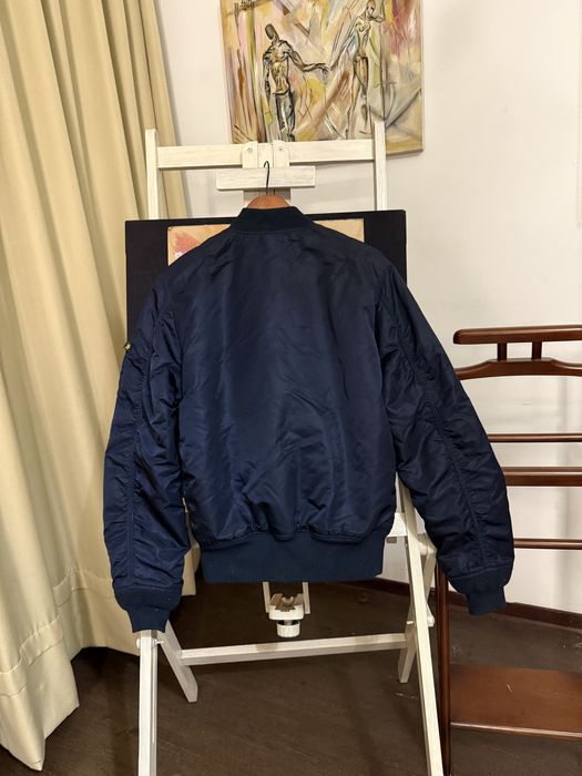 Двосторонній бомбер Alpha Industries L