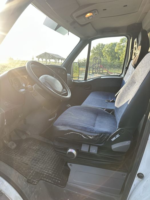 Iveco Daily 35C12 izoterma chłodnia