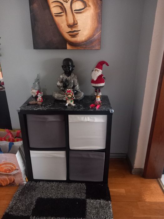 Móveis de cubos, caixas de arrumação a parte.Movel madeira tv