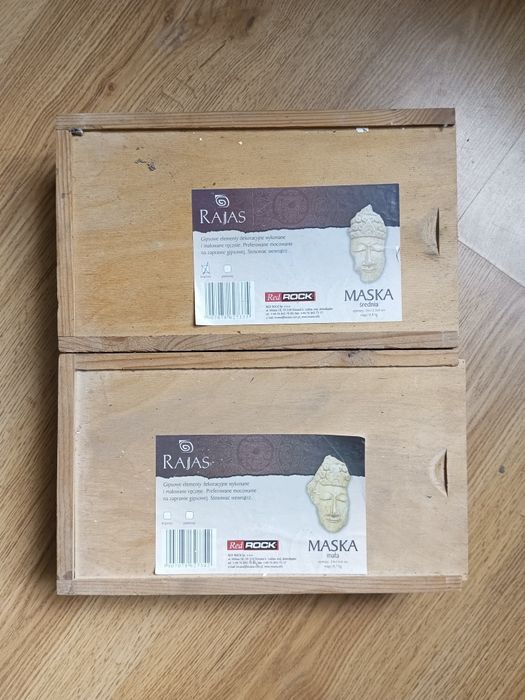 Gipsowe ozdoby ścienne