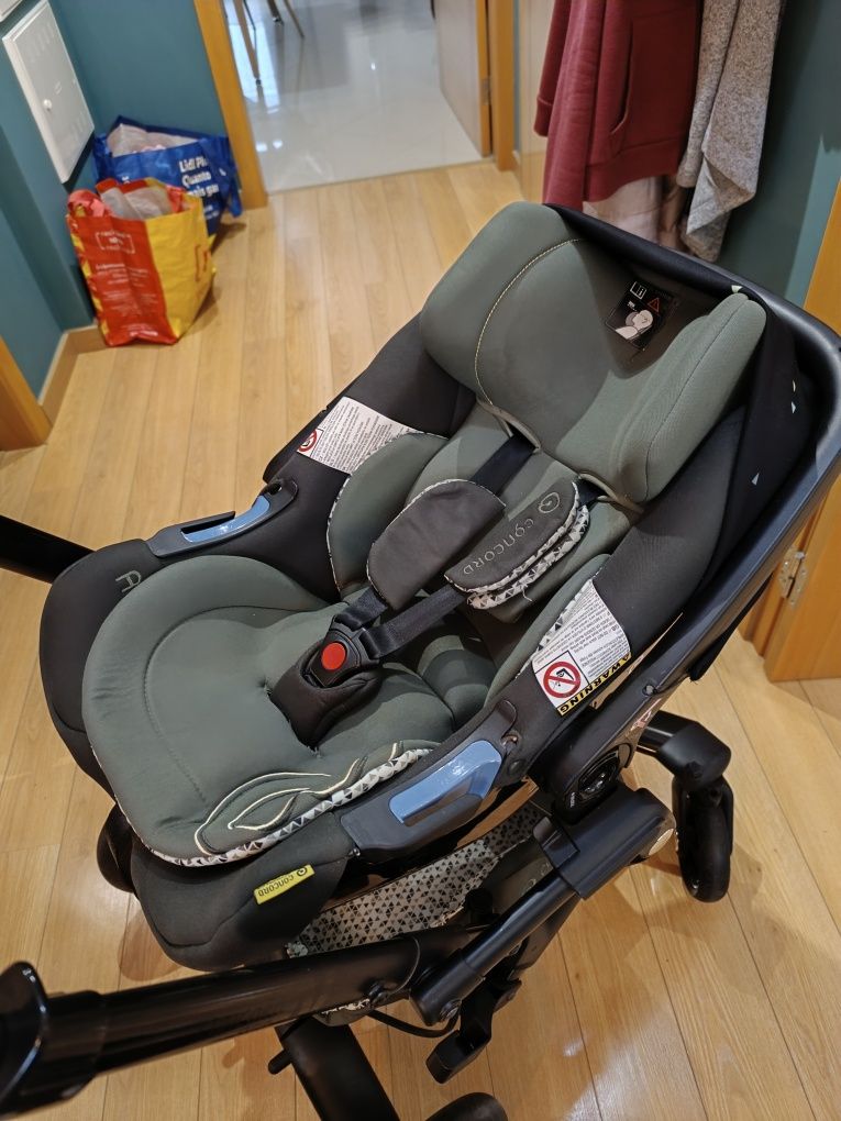 Carrinho Bebé Concord Neo Trio - com ovo + alcofa + isofix