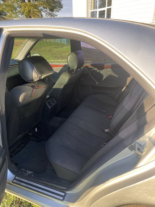 Продам mersedes e-class w210