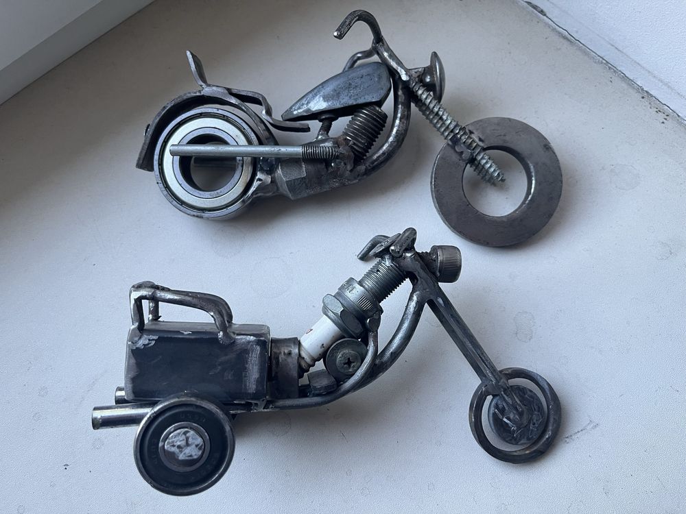 Мотоцикл (ручная работа) для ценителей,на подарок или в коллекцию