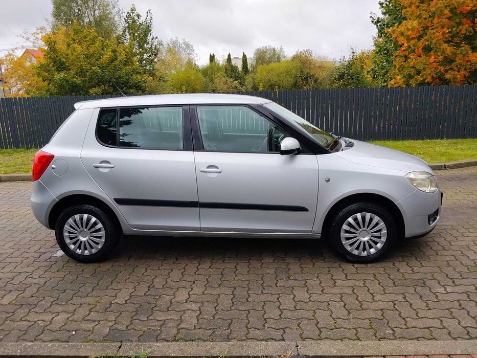 Skoda Fabia 2010 sprow. z Niemiec 1,2 benzyna Klima Zarejestrowany