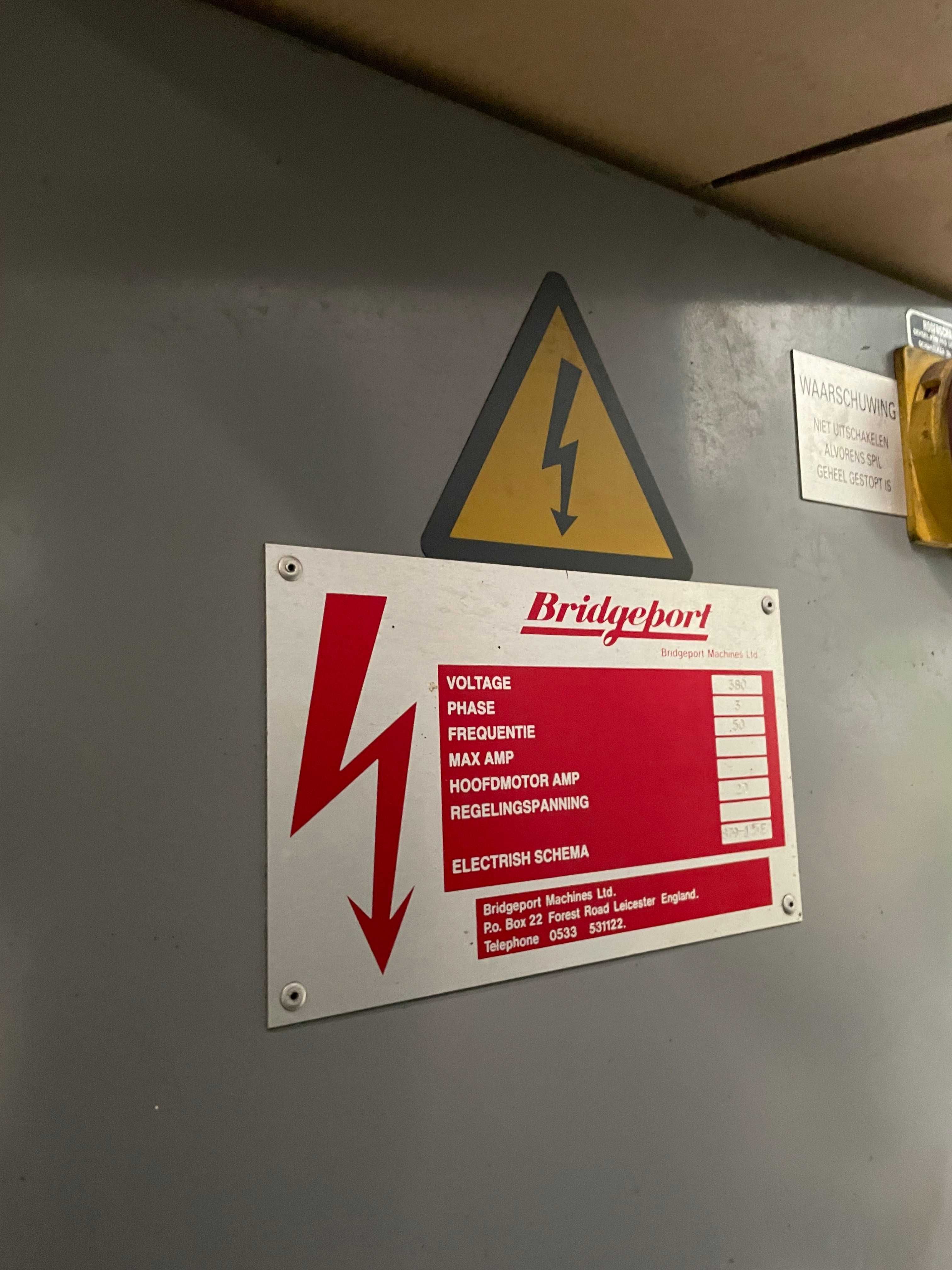 Frezarka Bridgeport Interact 1 ze sterowaniem Heidenhain TNC 151