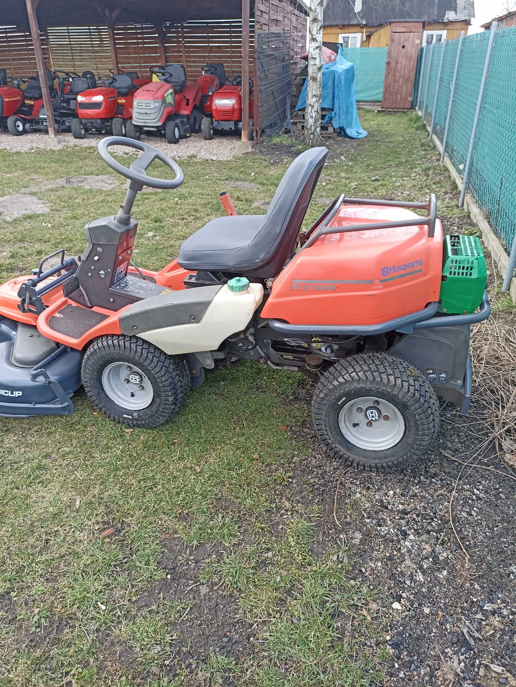 Kosiarka traktorek Husqvarna 4x4 AWD 22hp kawasaki proflex