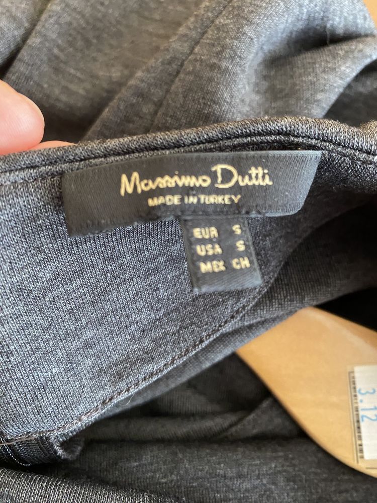 довге трикотажне плаття massimo dutti