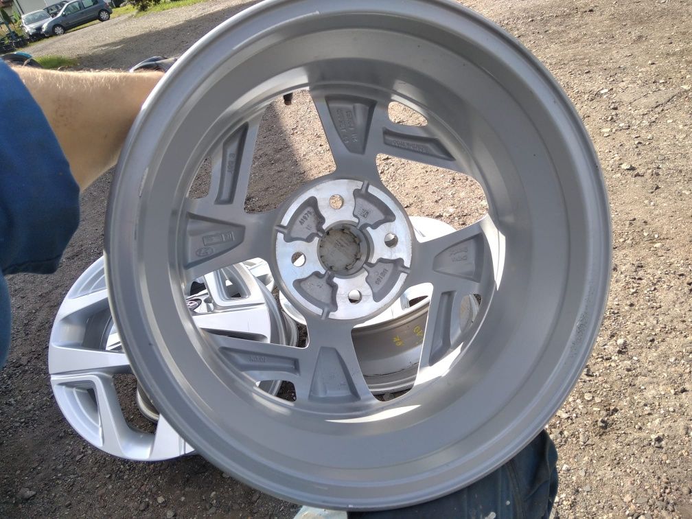 Alufelgi 15 Hyundai I10 Hyundai I20 Bayon Getz Kia Rio Picanto 4x100