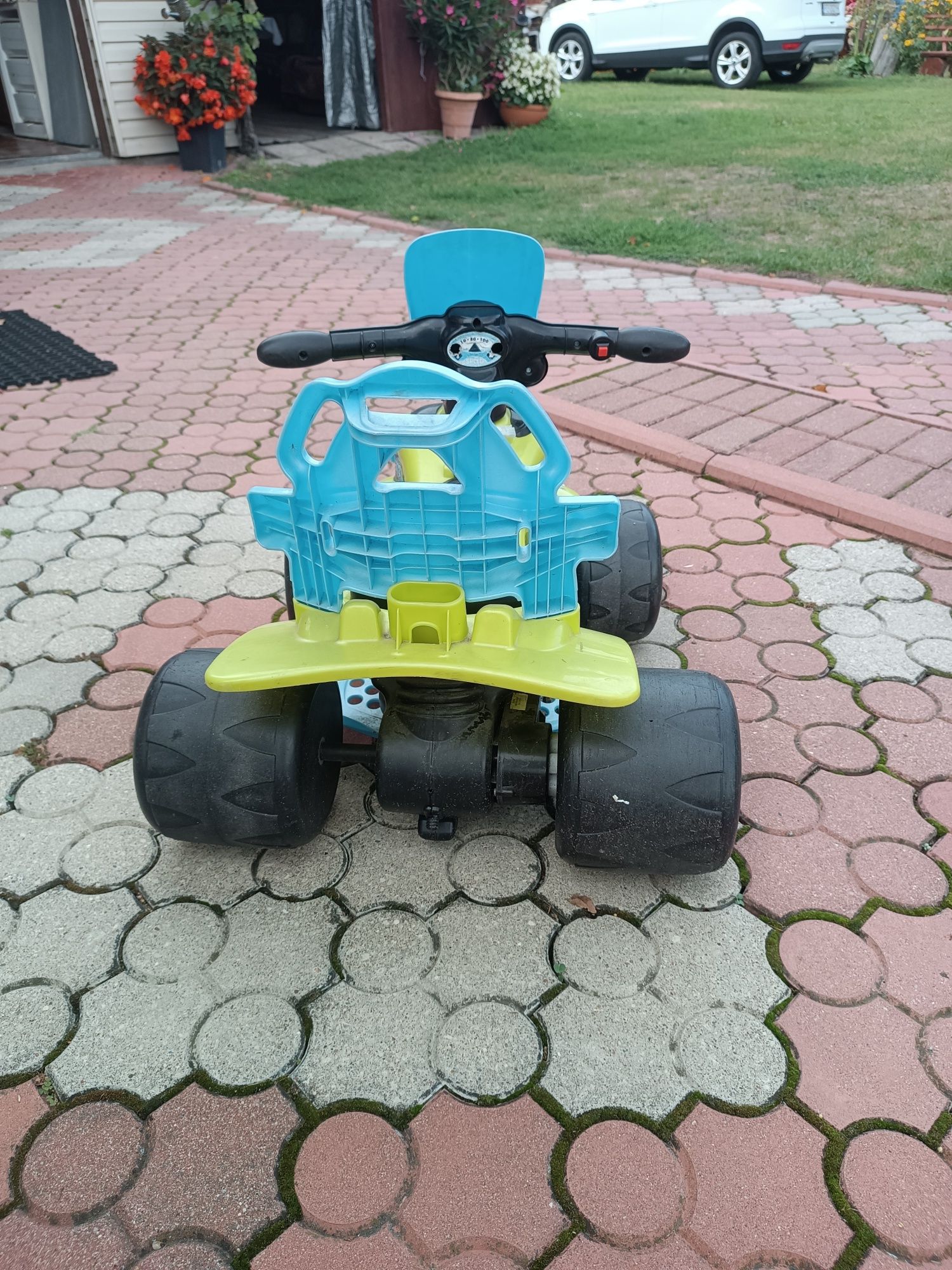 Quad dziecięcy na akumulator