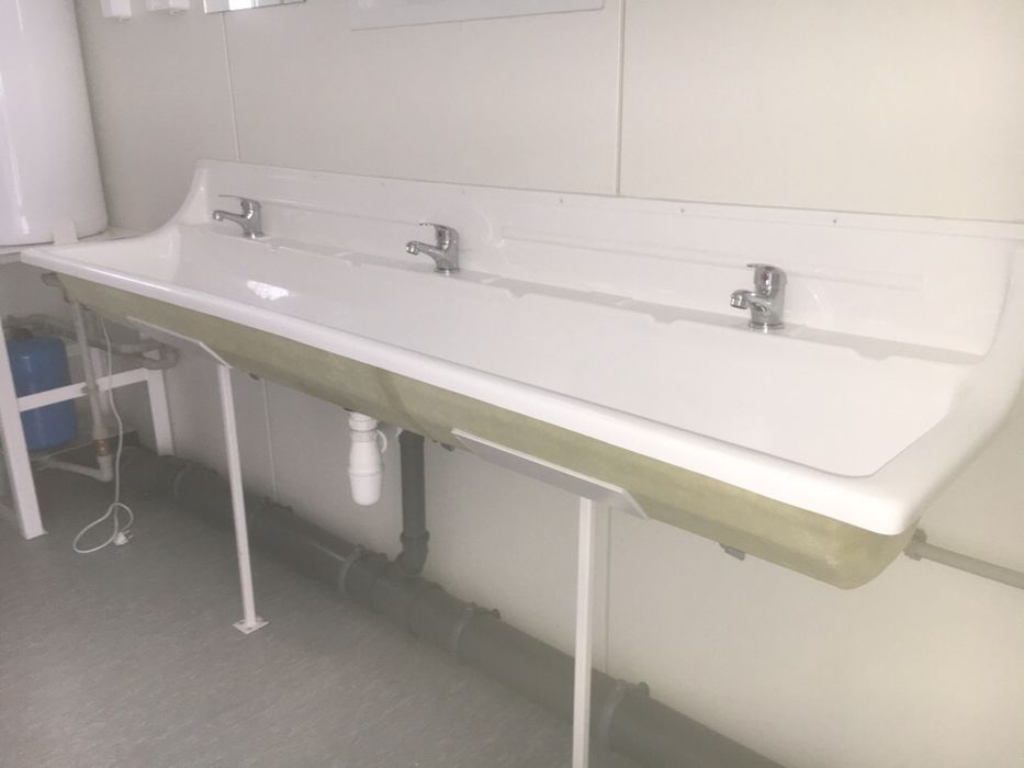 Kabina prysznicowa kontenerowa do kontenerów sanitarnych