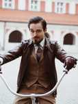 NOWY krawat szantung regimental SuitSupply granatowy brązowy pasy ślub